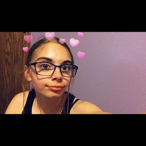 Meet your Posher, Gwen